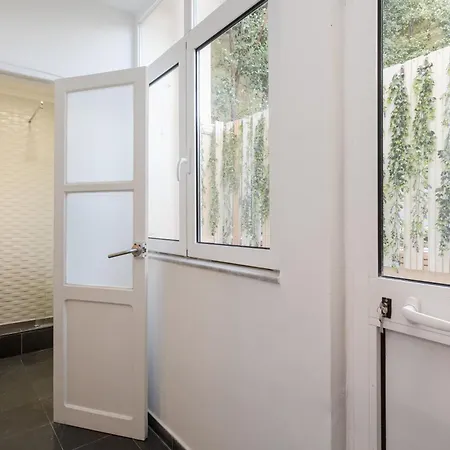 Urban Charm 1br In Principe Real