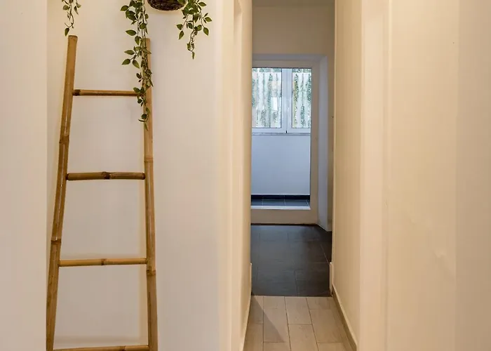 Urban Charm 1br In Principe Real