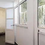 Urban Charm 1br In Real